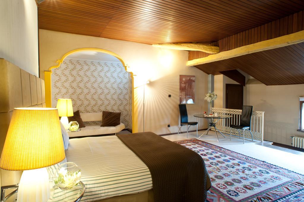 Relais Del Castello Di Oviglio Hotel Ngoại thất bức ảnh