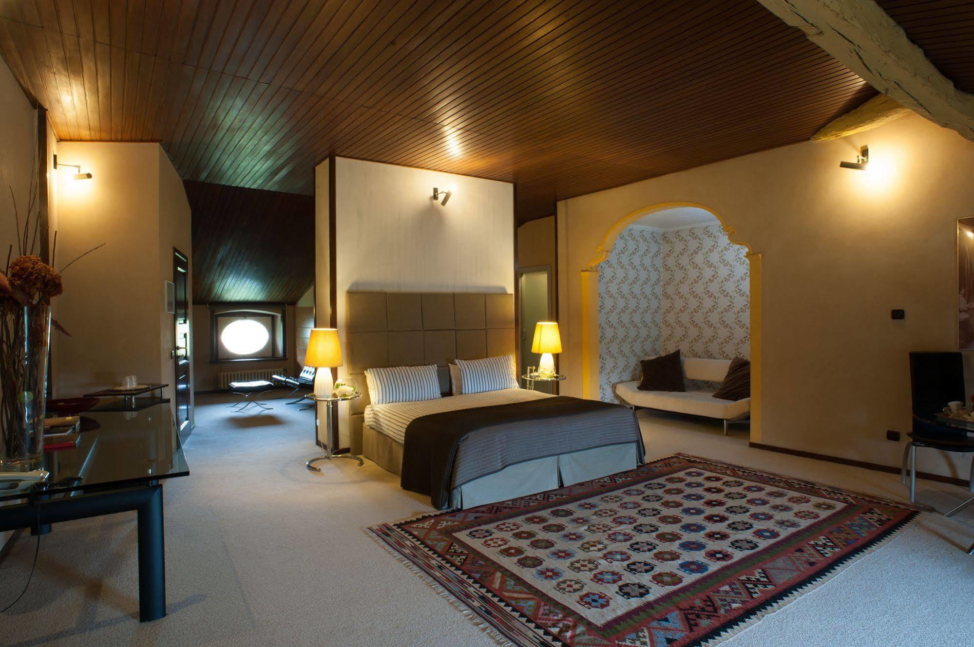 Relais Del Castello Di Oviglio Hotel Ngoại thất bức ảnh