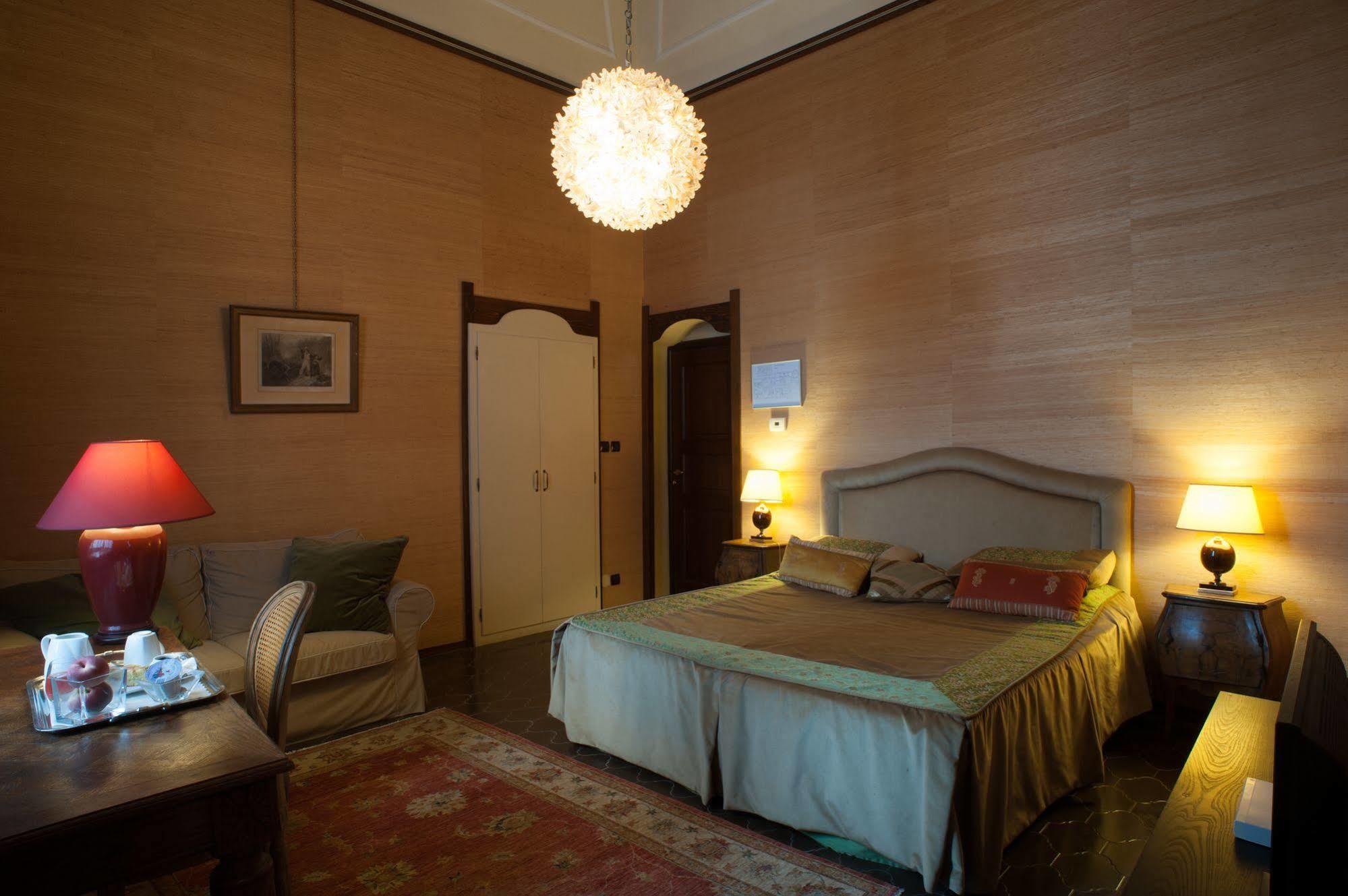 Relais Del Castello Di Oviglio Hotel Ngoại thất bức ảnh