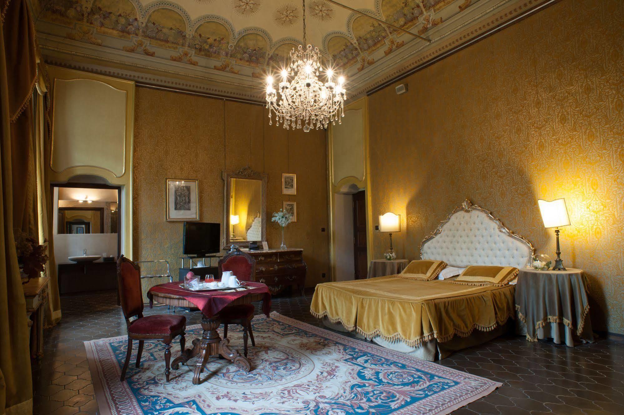 Relais Del Castello Di Oviglio Hotel Ngoại thất bức ảnh